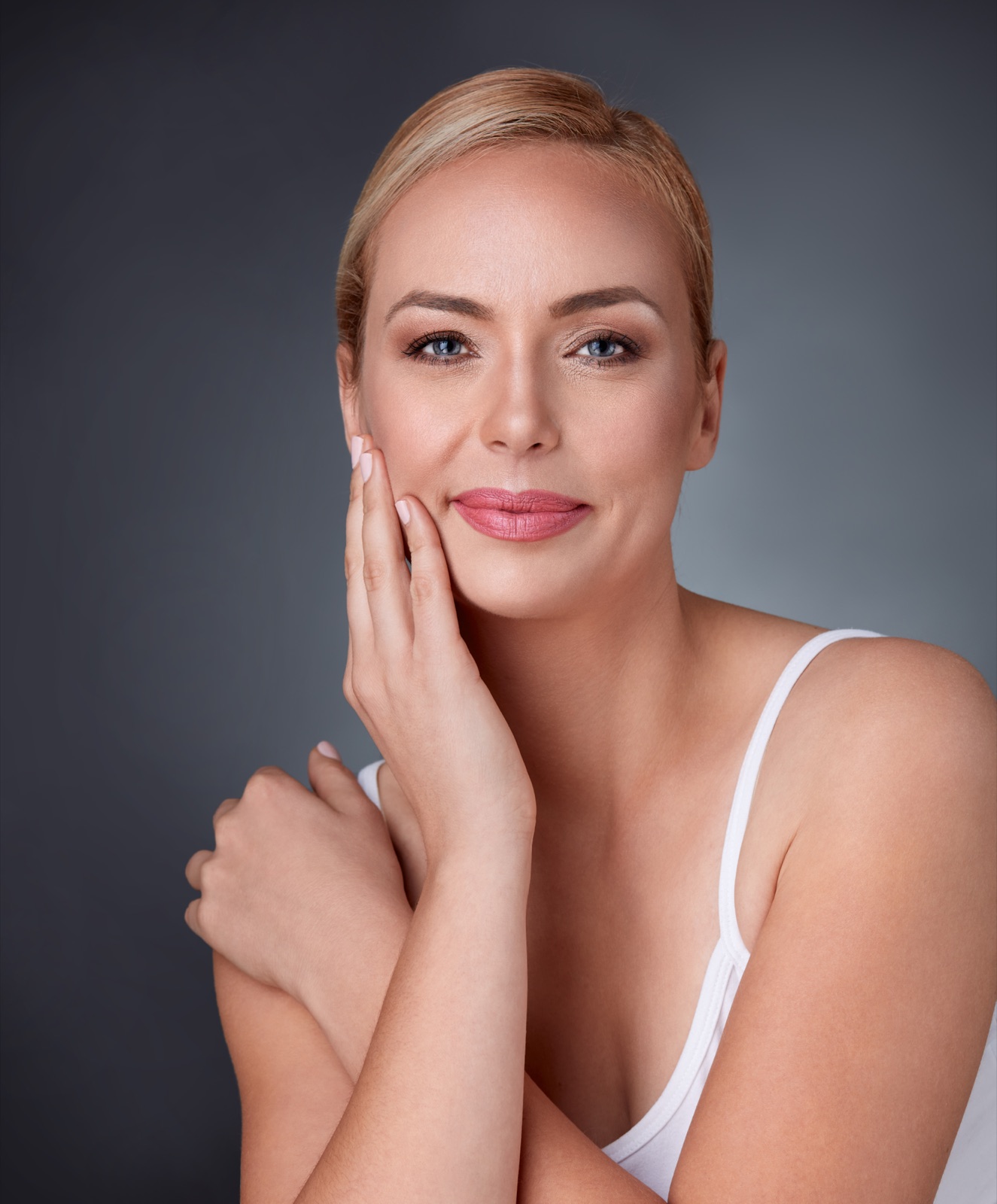 Facelifting München – natürliche Gesichtsverjüngung bei Dr. Heitland
